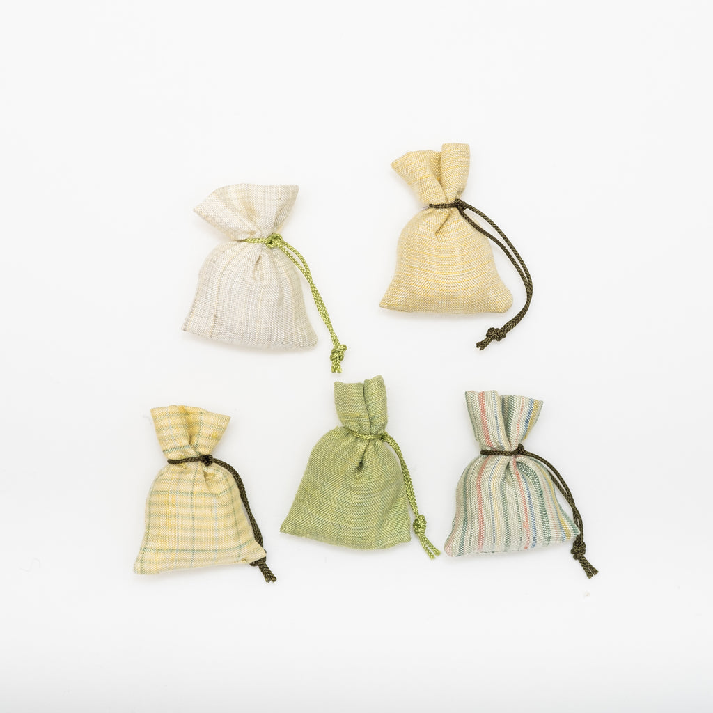 小裂の匂袋 黄緑