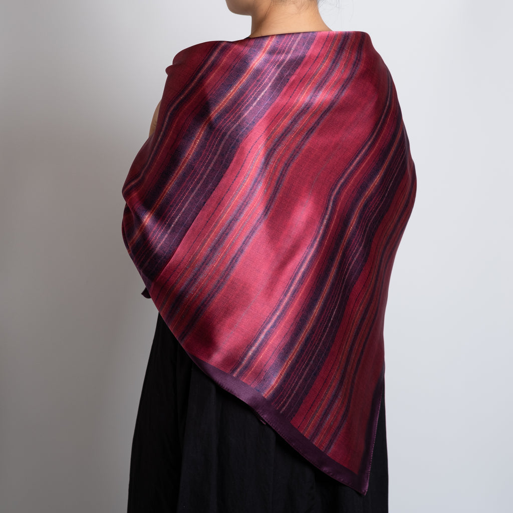 ふくみシルクスカーフ「蘇芳横縞」