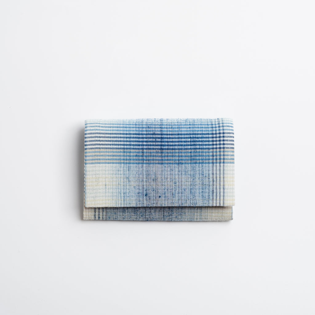 カードケース（マチ有り）　[0009]