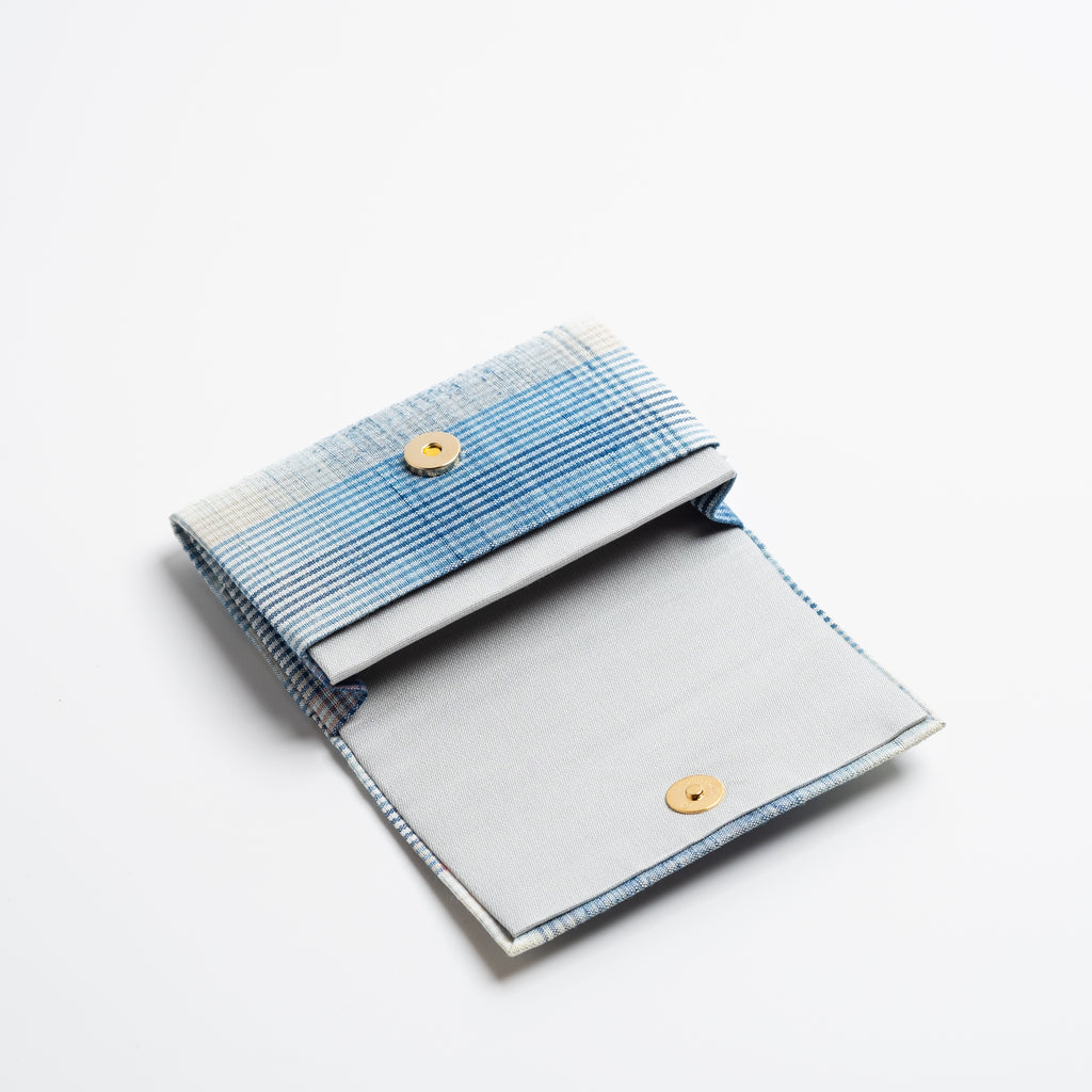 カードケース（マチ有り）　[0009]